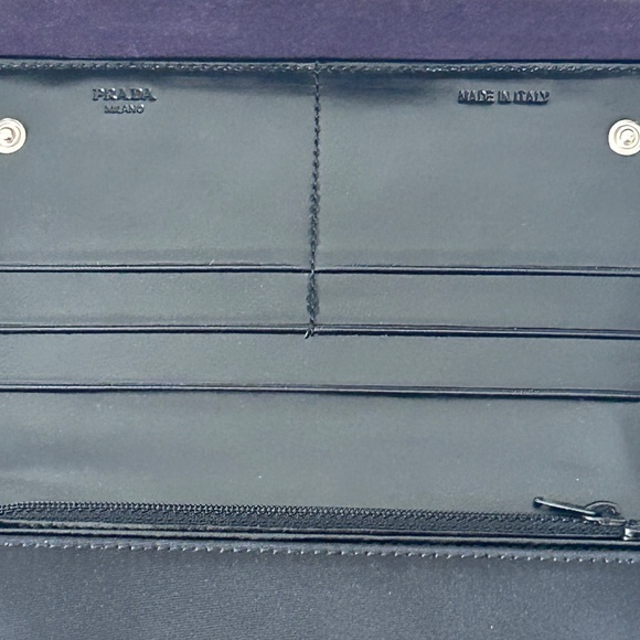 Authentic Prada Milano Logo Tessuto Wallet - Picture 11 of 12